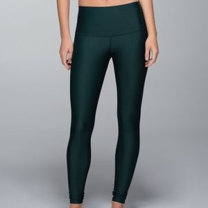 Lululemon RARE *Shine tight Wunder Under Sz 6